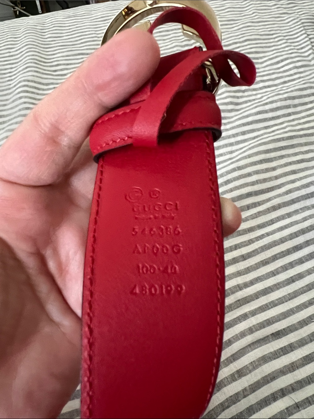 Gucci Red Leather Belt with Gold Double-G Buckle - Picture 2 of 3